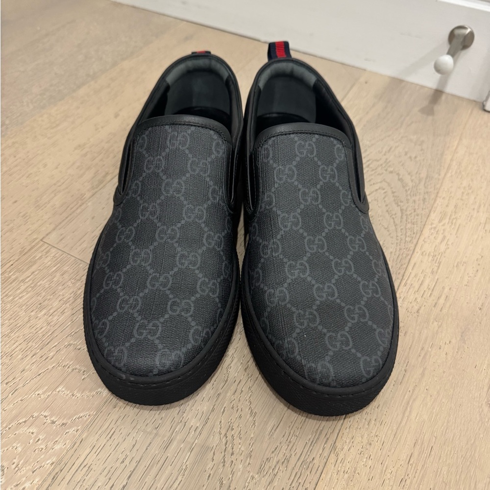 Gucci GG Supreme Canvas Slip-On Sneakers Size 7.5